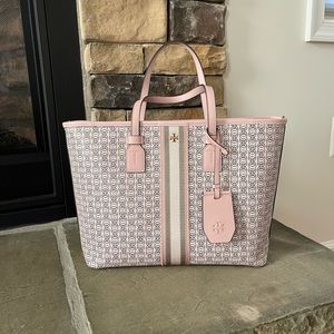 Tory Burch Gemini Link Canvas Small Top-zip tote bag in coastal pink